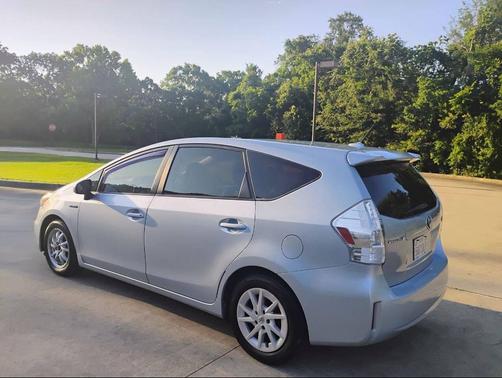 Classic Silver Metallic 2014 Toyota Prius v Three