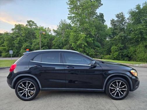2015 Mercedes-Benz GLA-Class 4MATIC