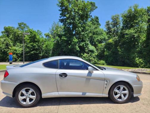 2005 Hyundai Tiburon GS