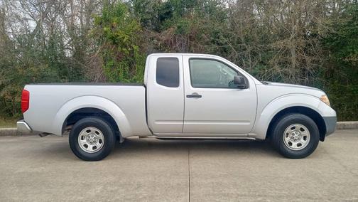 2015 Nissan Frontier S