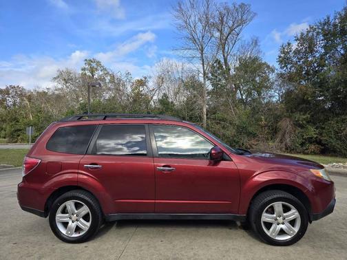 2010 Subaru Forester 2.5 X Premium