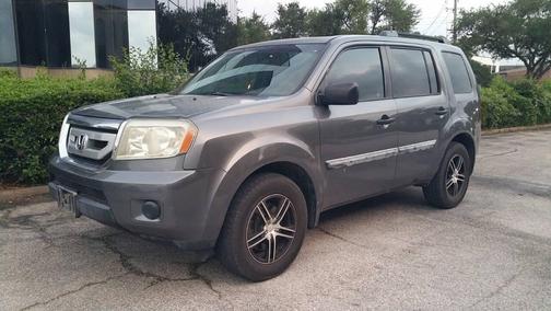 Polished Metal Metallic 2011 Honda Pilot LX