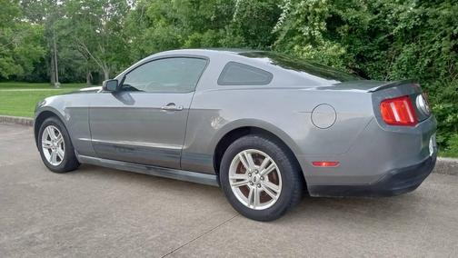 2010 Ford Mustang Base