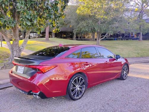 2019 Toyota Avalon XSE