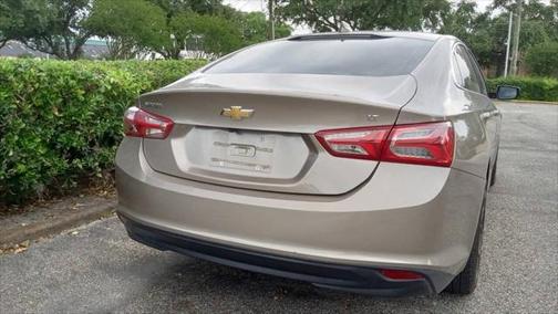 2022 Chevrolet Malibu FWD LT