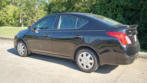 2017 Nissan Versa 1.6 S+