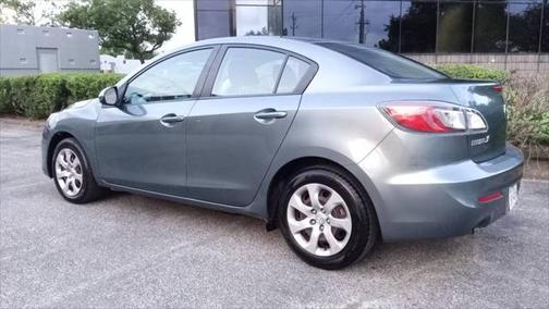 2013 Mazda Mazda3 i Sport