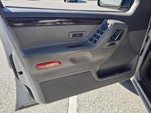 2003 Jeep Grand Cherokee Limited