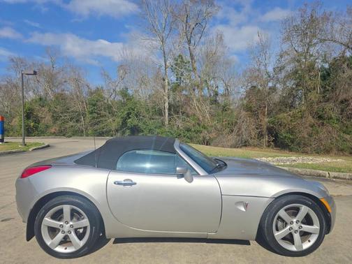 2007 Pontiac Solstice Base 2dr Convertible