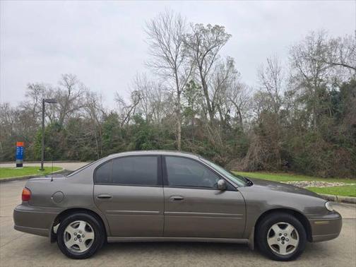 2002 Chevrolet Malibu Base