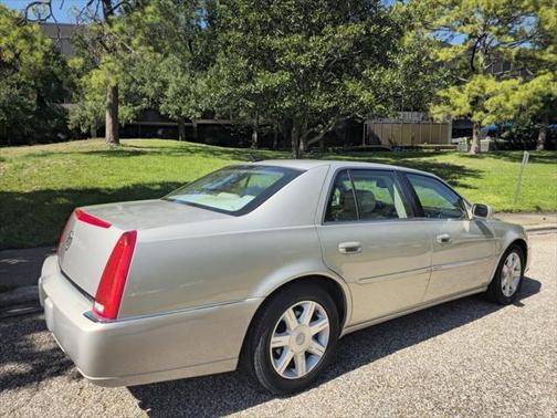 2007 Cadillac DTS Luxury