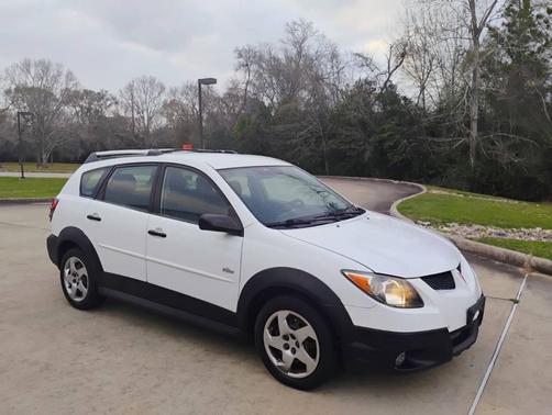 2004 Pontiac Vibe Base