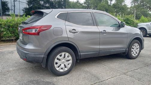 Gun Metallic 2020 Nissan Rogue Sport S