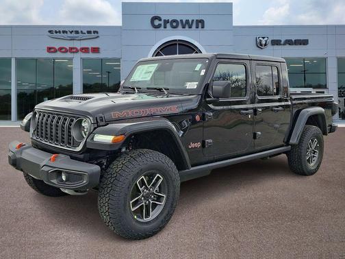Black Clearcoat 2026 Jeep Gladiator Mojave 4x4