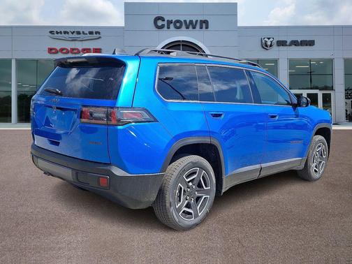 Hydro Blue Pearlcoat 2026 Jeep Cherokee Laredo 4x4