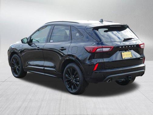 2023 Ford Escape ST-Line Elite