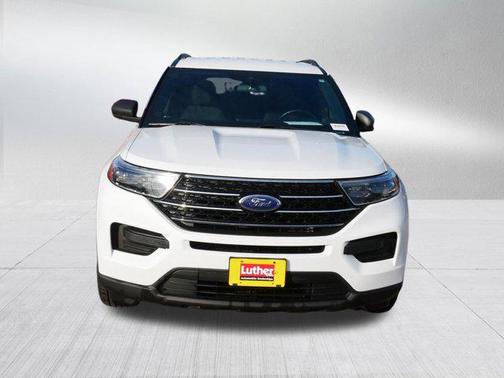 Oxford White 2020 Ford Explorer XLT