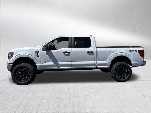 Oxford White 2021 Ford F-150 XLT