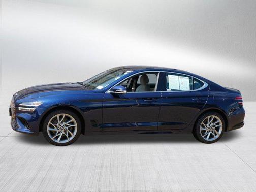 2022 Genesis G70 2.0T AWD