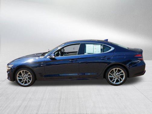 2022 Genesis G70 2.0T AWD