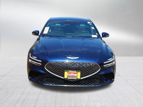 2022 Genesis G70 2.0T AWD