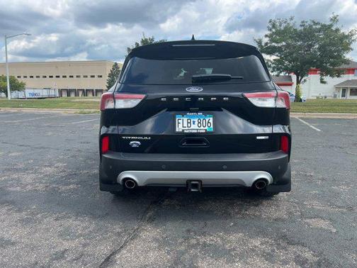 2020 Ford Escape Titanium