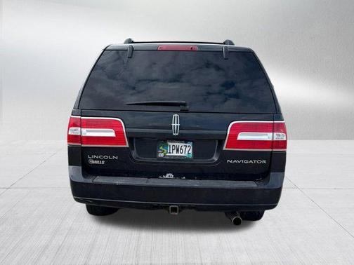 2014 Lincoln Navigator Base