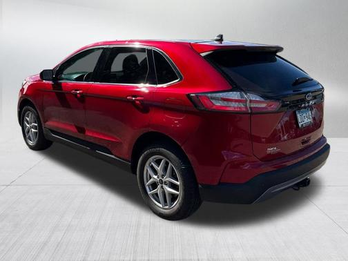 Rapid Red Metallic Tinted Clearcoat 2024 Ford Edge SEL
