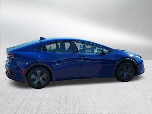 2023 Toyota Prius LE
