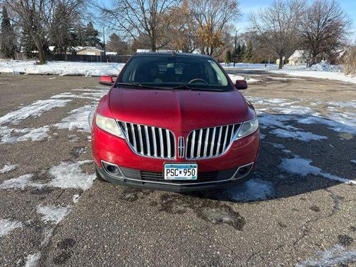 2011 Lincoln MKX Base