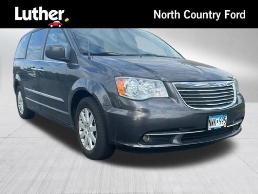 Granite Crystal Metallic Clearcoat 2016 Chrysler Town & Country Touring