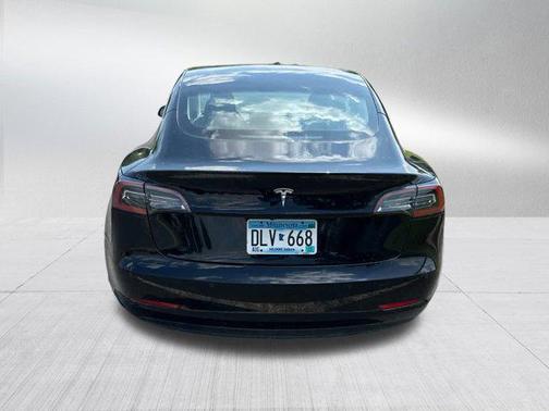 2019 Tesla Model 3 Standard Range