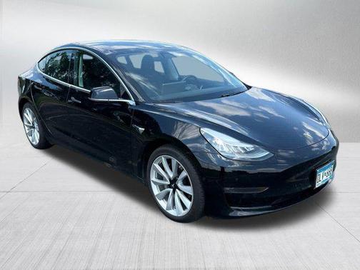 2019 Tesla Model 3 Standard Range