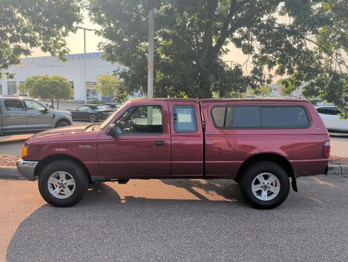 Red 2003 Ford Ranger XLT SuperCab