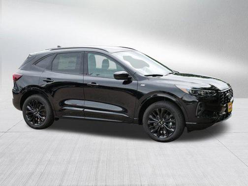 2025 Ford Escape ST-Line Elite