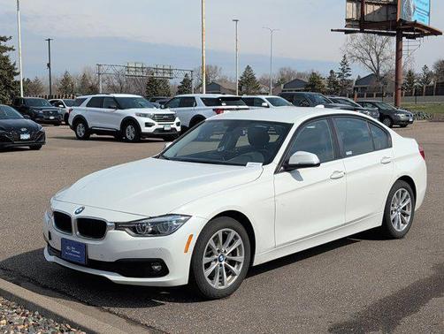 Alpine White 2018 BMW 320 i