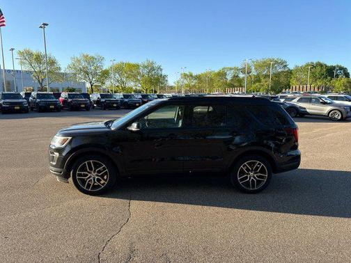 Shadow Black 2018 Ford Explorer Sport
