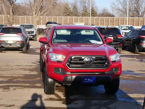 2019 Toyota Tacoma SR
