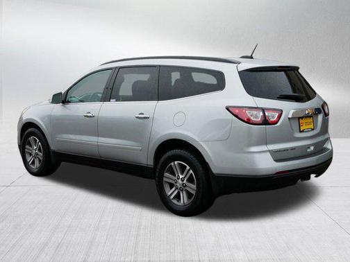 2017 Chevrolet Traverse 2LT
