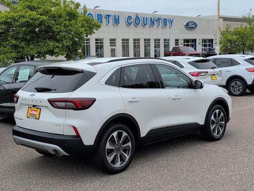 Star White Metallic Tri-Coat 2024 Ford Escape Platinum