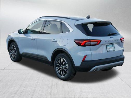 2025 Ford Escape PHEV Base