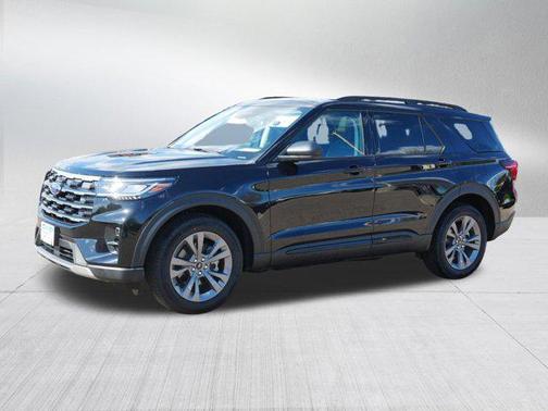 Agate Black Metallic 2026 Ford Explorer Active