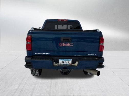 2015 GMC Sierra 2500 Denali