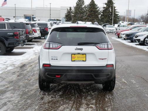 2022 Jeep Cherokee Trailhawk