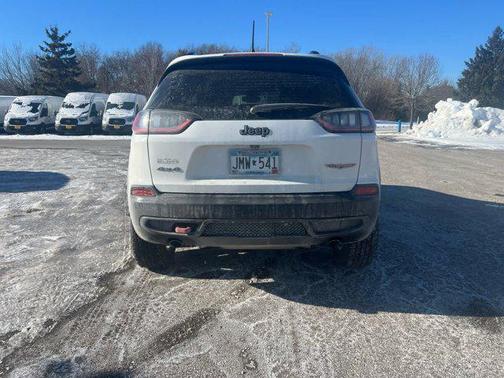 2022 Jeep Cherokee Trailhawk