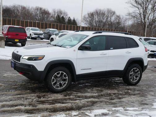 2022 Jeep Cherokee Trailhawk