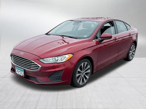 Ruby Red Metallic Tinted Clearcoat 2019 Ford Fusion SE