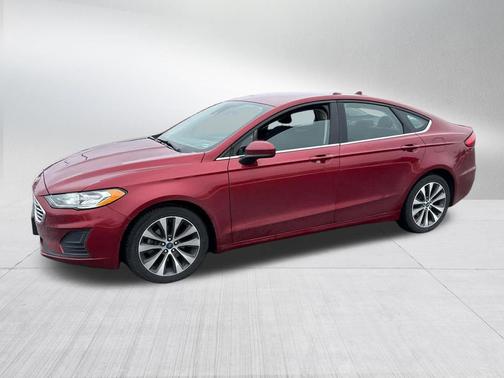 Ruby Red Metallic Tinted Clearcoat 2019 Ford Fusion SE
