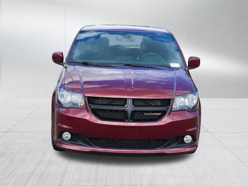 Octane Red Pearlcoat 2018 Dodge Grand Caravan SE