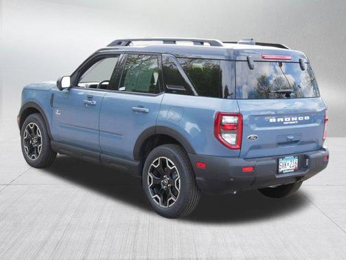 Azure Gray Metallic Tri-Coat 2025 Ford Bronco Sport Outer Banks